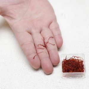 راهکار جالب برای تشخیص زعفران اصلی نسبت به تقلبی