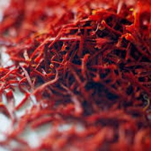 چگونه زعفران اصلی را تشخیص دهیم