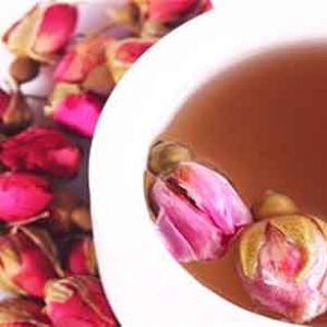 طرز تهیه دمنوش زعفران و گل محمدی