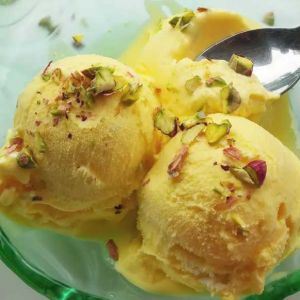 طرز تهیه بستنی زعفرانی