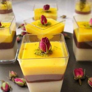 طرز تهیه دسر مشکوفی زعفرانی خوشمزه
