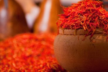 طرز تهیه‌ چندین  ته چین زعفرانی خوشمزه