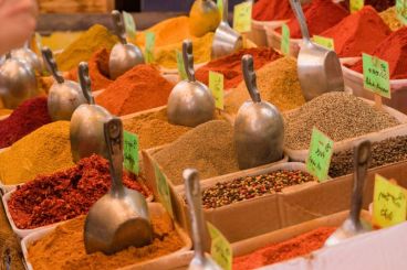 صادرات زعفران به عمان چگونه انجام می‌شود؟